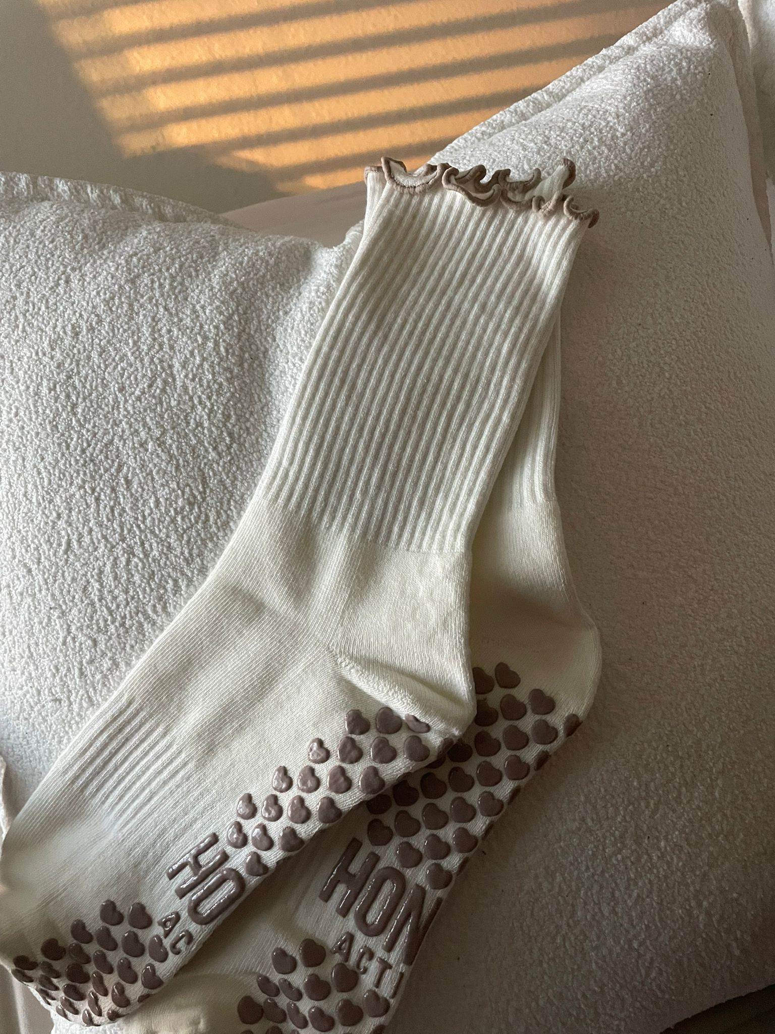 Honey Grip Socks - Classic White